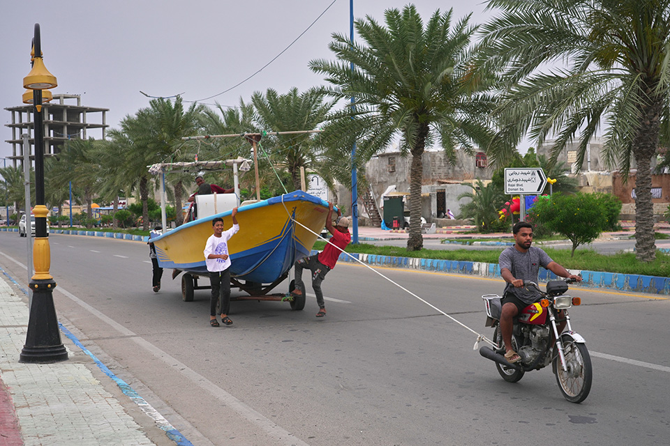 Δεν είναι ο μόνος-3