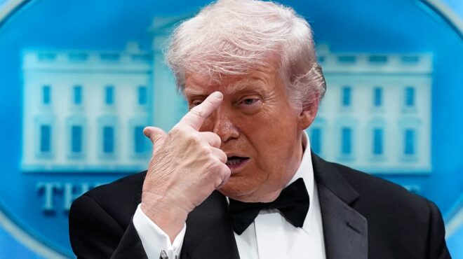 wsj-τα-κενά-ασφαλείας-που-έθεσαν-τον-τραμ-564196018