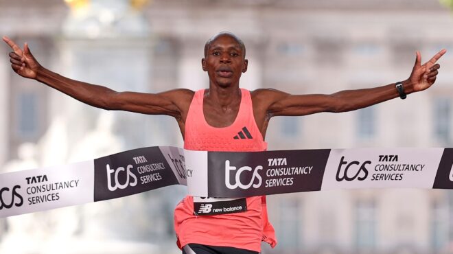 το-μέλι-και-τα-φτερά-του-σεμπάστιαν-σάο-564196267