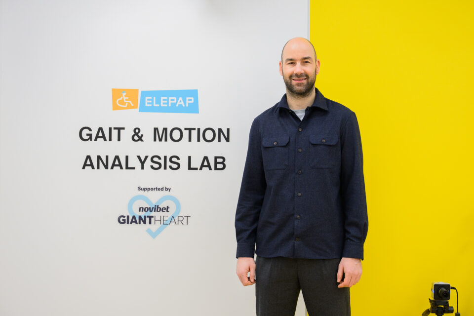 100.000 «καρδιές» για την ΕΛΕΠΑΠ: Το Giant Heart της Novibet αναβαθμίζει τεχνολογικά το Κέντρο Ανάλυσης Βάδισης και Κίνησης-1