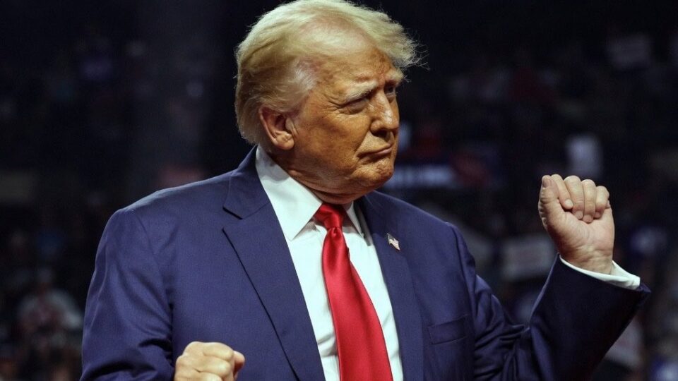 FT: Στο ένα έκτο από πέρυσι έπεσε το κόστος συμμετοχής σε δεξίωση VIP με τον Τραμπ – Τα προνόμια των συμμετεχόντων-2