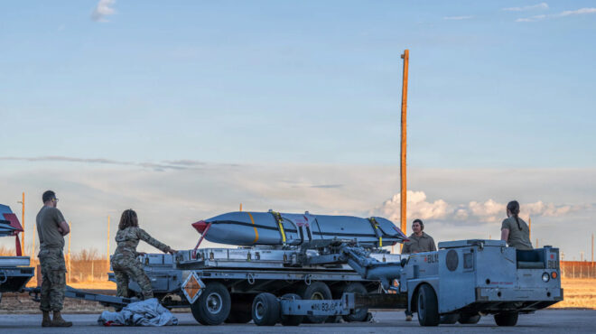 οι-ηπα-γεμίζουν-τη-φαρέτρα-τους-στη-μ-564161710