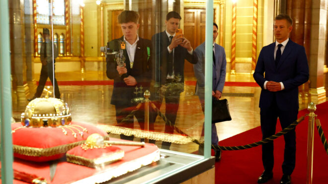 ε-ε-κατά-της-ομοφωνίας-σε-θέματα-εξωτε-564188038