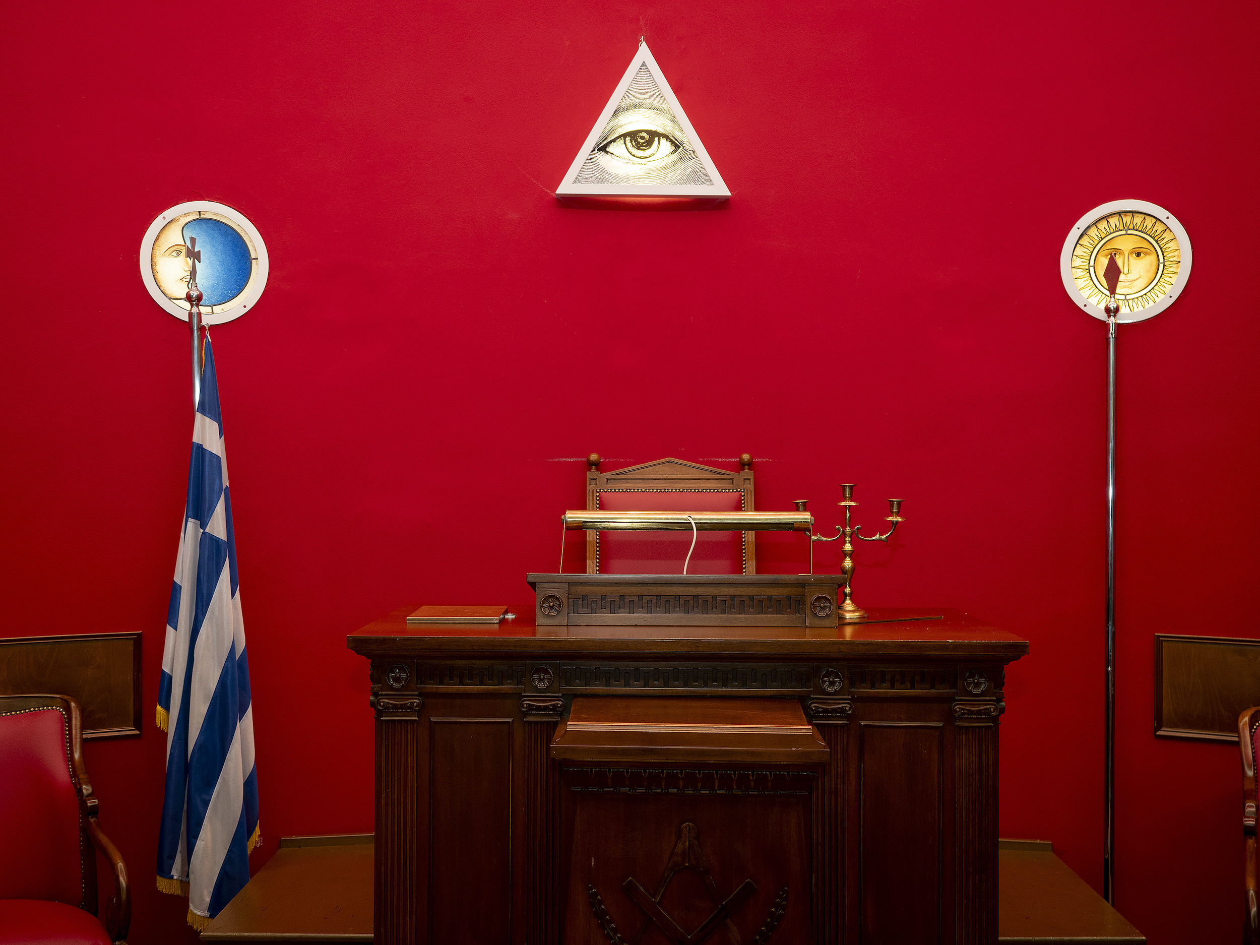 μυστική-στοά-οχι-πια-564195418