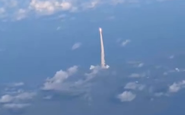 διαστημικό-θέαμα-επιβάτες-πτήσης-κ-564156136