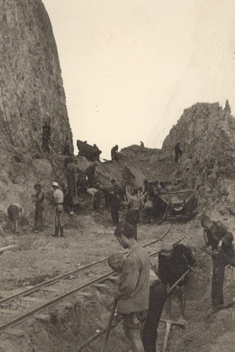 Σιδηροδρομικός σταθμός Καρυάς: Ενας τόπος θανάτου Ελλήνων Εβραίων στην κατοχή, γίνεται μνημείο-3