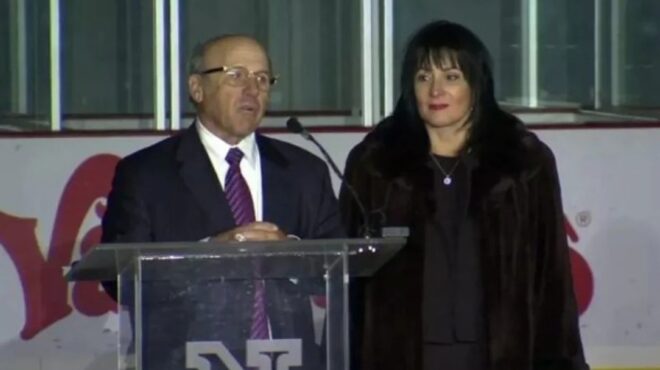 τζον-μπρέσλοου-τι-ειπώθηκε-στην-ακρόα-564178057