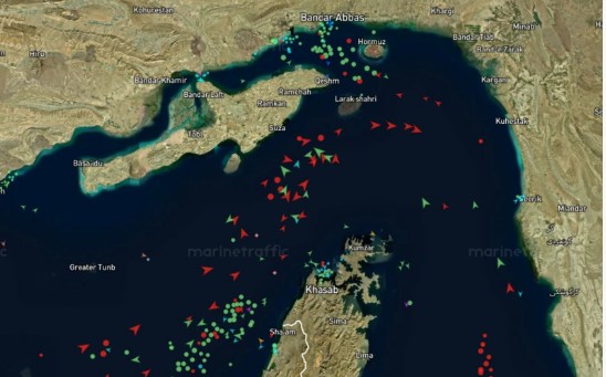ορμούζ-αναφορές-για-διελεύσεις-πλοίω-564182089