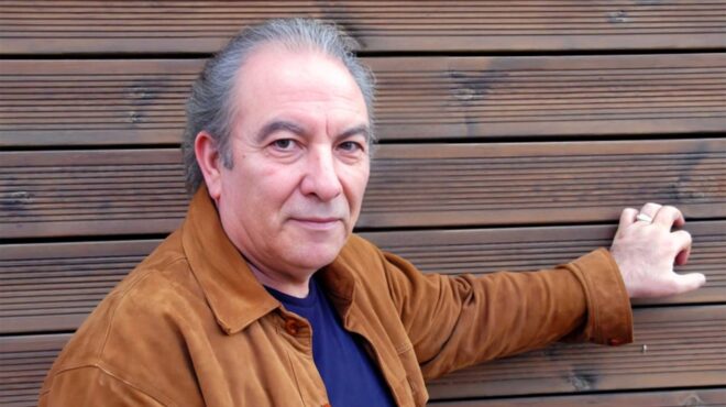 ο-τραγουδιστής-του-καλημέρα-ήλιε-έχ-564174175