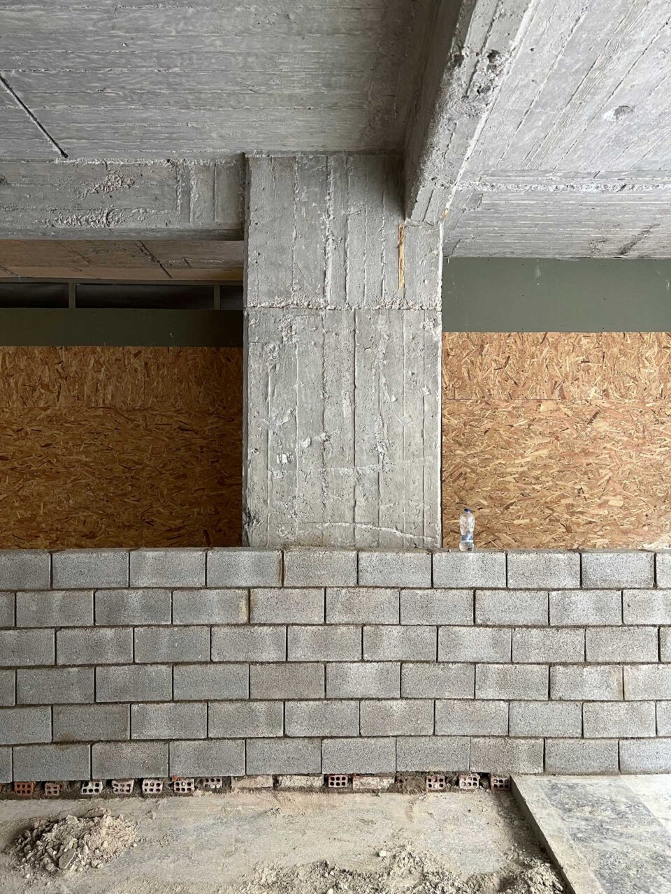 Γιατί όλοι μιλάνε ξανά για το στενάκι της Αβραμιώτου;-3