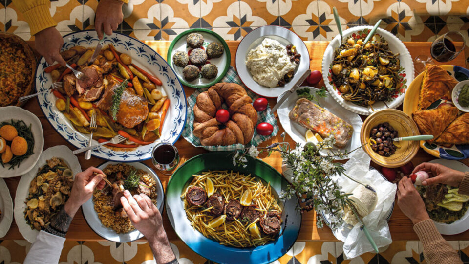 Πάσχα στις Κυκλάδες: Κάθε νησί άλλα έθιμα-4