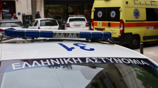 λιοσίων-η-στιγμή-που-ο-οδηγός-του-σκούτ-564182479