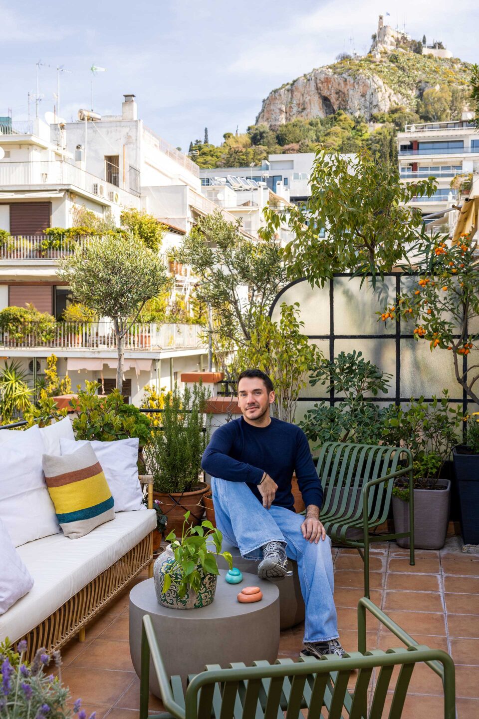 Ενα καθόλου μίνιμαλ σπίτι στο Κολωνάκι-1