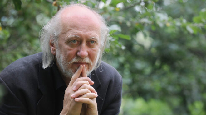 η-ελπίδα-βρίσκεται-και-στις-ρωγμές-564161572