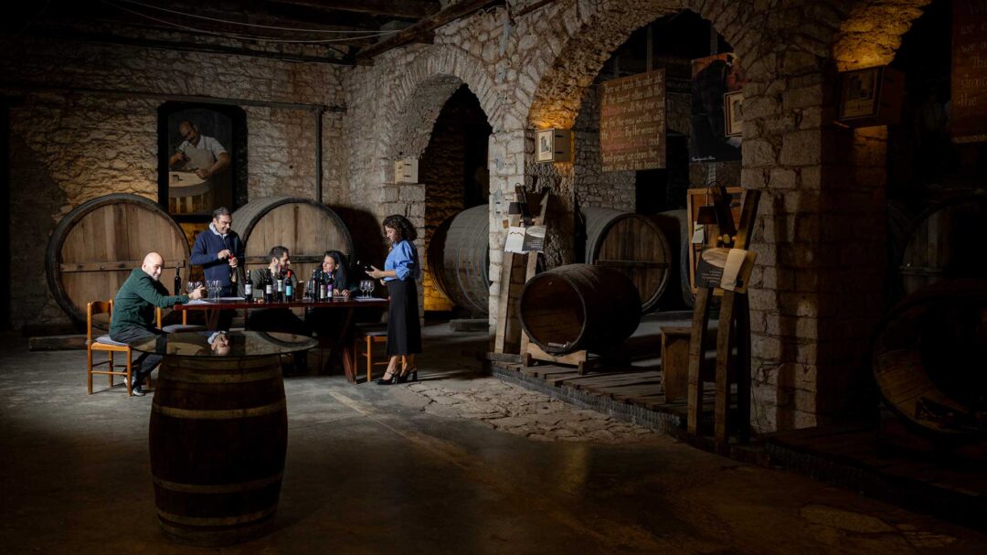 γευσιγνωσία-στο-αυτοκρατορικό-κελάρ-564165250