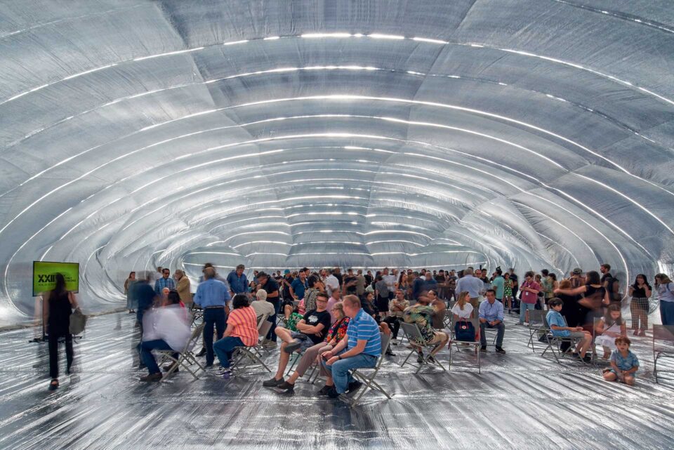 Ο Σμίλιαν Ράντιτς Κλαρκ δημιουργεί, δεν κάνει κήρυγμα-4