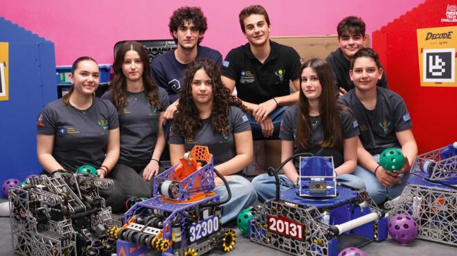 οι-eλληνες-μαθητές-που-φτιάχνουν-ρομπό-564198865