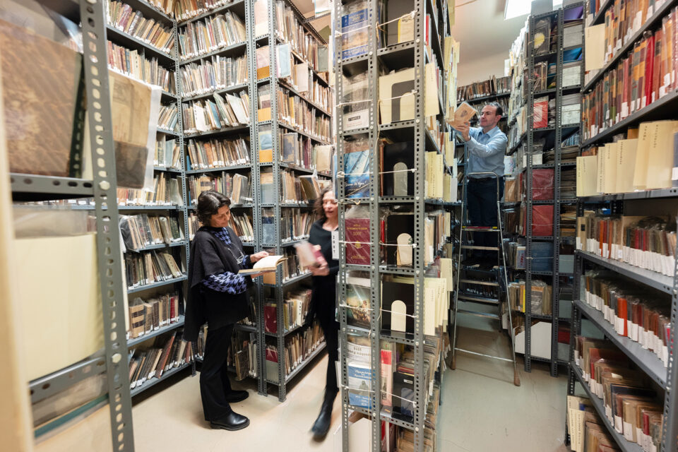 Οι θησαυροί του ΜΙΕΤ αποκαλύπτονται-2