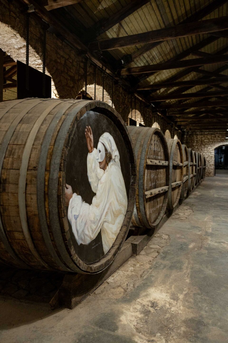 Tο βασίλειο της Μαυροδάφνης: ταξίδι στο ιστορικό οινοποιείο της Πάτρας-6