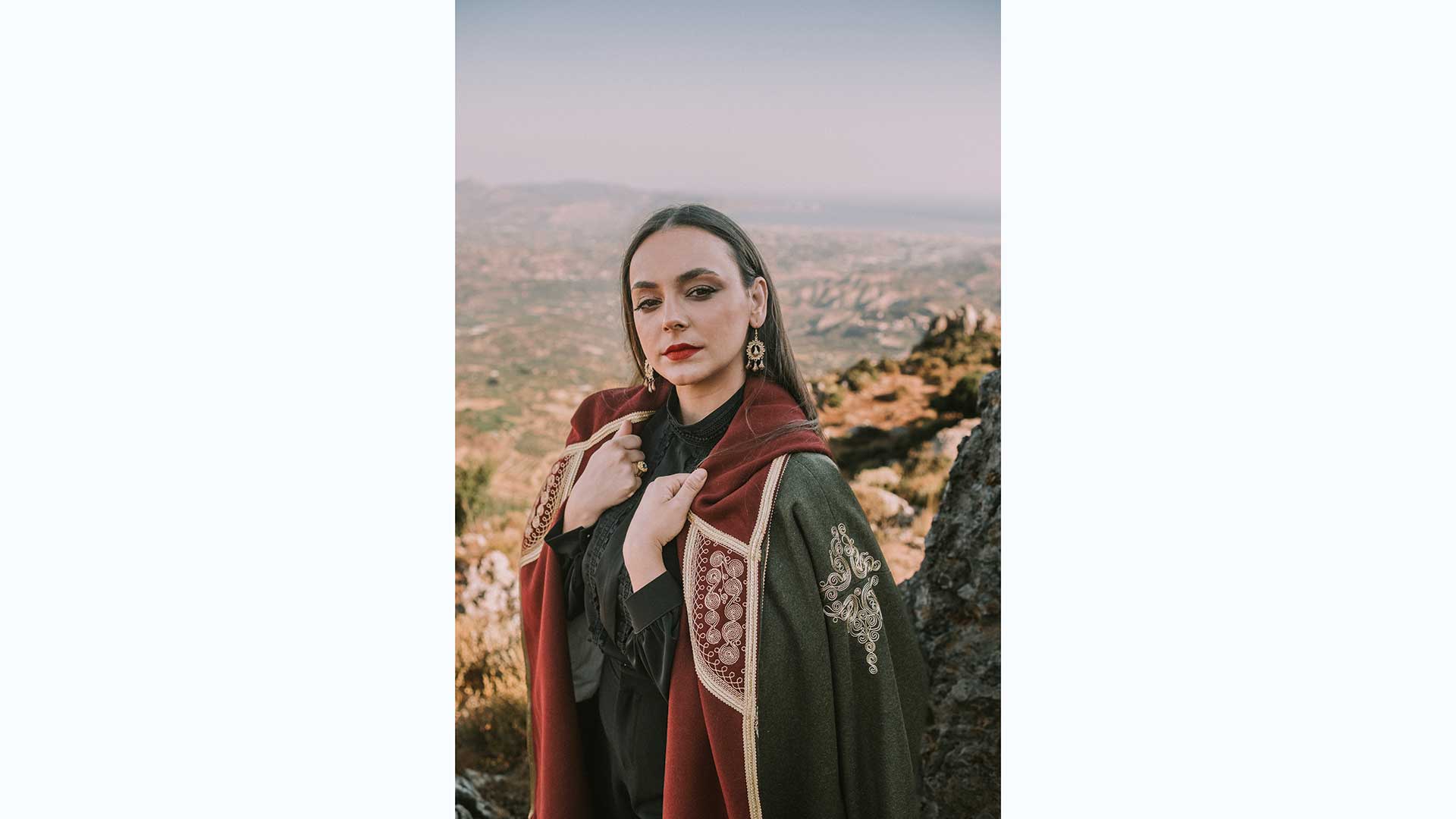 ερήνη-τορνεσάκη-ακούνε-ριζίτικα-στην-564167380