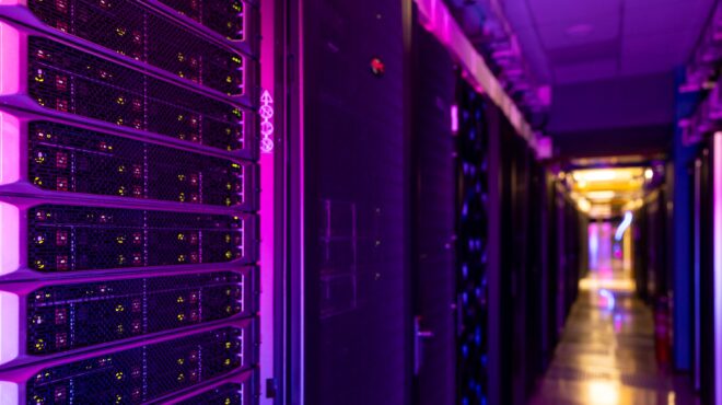 data-center-για-τις-αι-ανάγκες-των-επιχειρήσεων-564163072