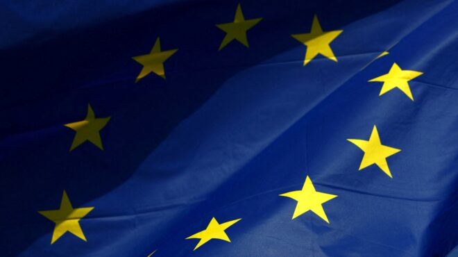 ε-ε-συγκρατημένη-ανακούφιση-με-πολλά-ε-564166993