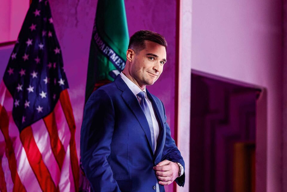 Διαβάστε στην «Καθημερινή της Κυριακής»-5