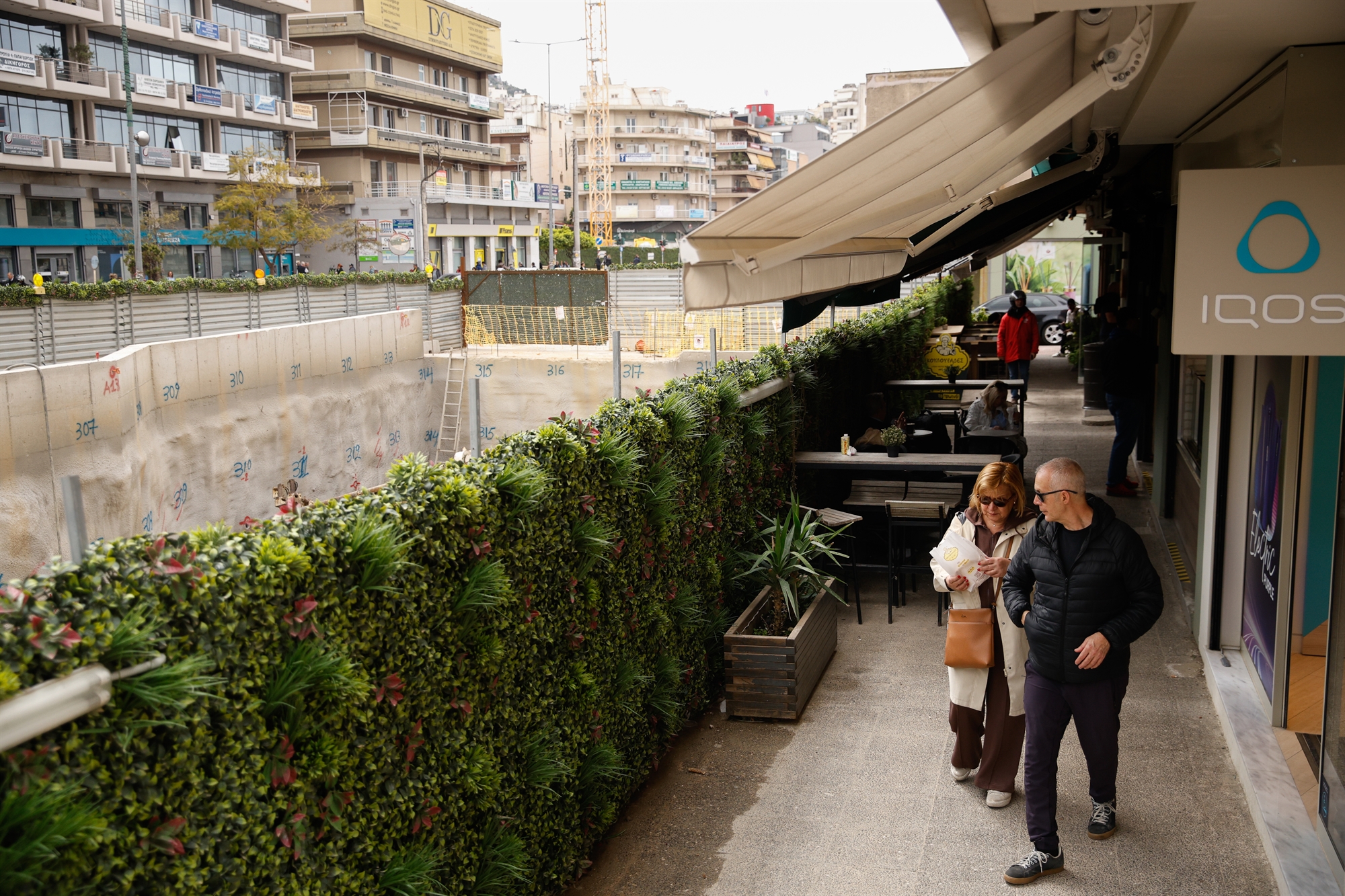 Μετρό: Εξι χρόνια ακόμα λαμαρίνες-2