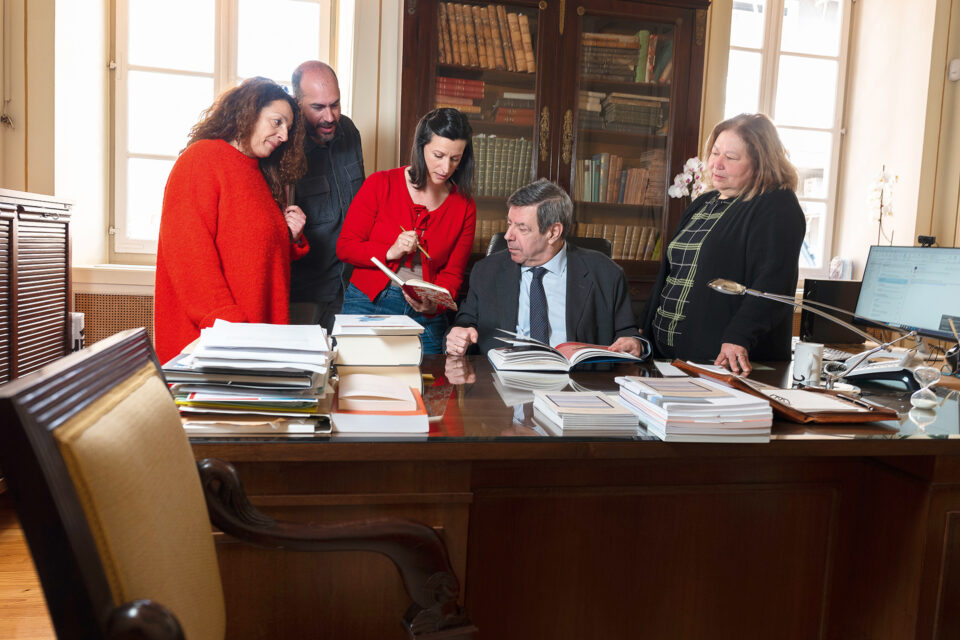 Οι θησαυροί του ΜΙΕΤ αποκαλύπτονται-14