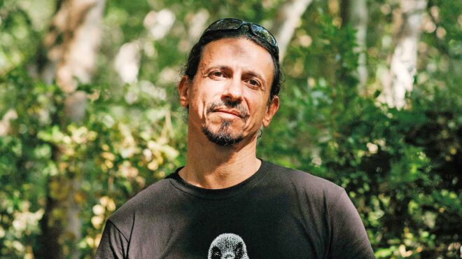 στον-πυρετό-της-ασθένειας-564169255