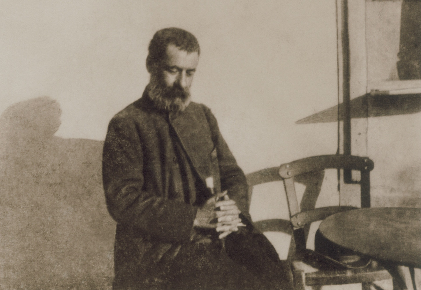 Μεσημεριανός Επιτάφιος στην Πλάκα με την αύρα του Αλέξανδρου Παπαδιαμάντη-1