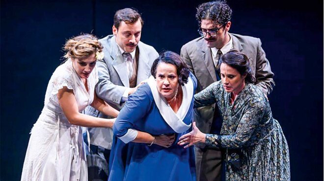 στον-πάγκο-του-οστεοπαθητικού-χωρίς-μ-564180370