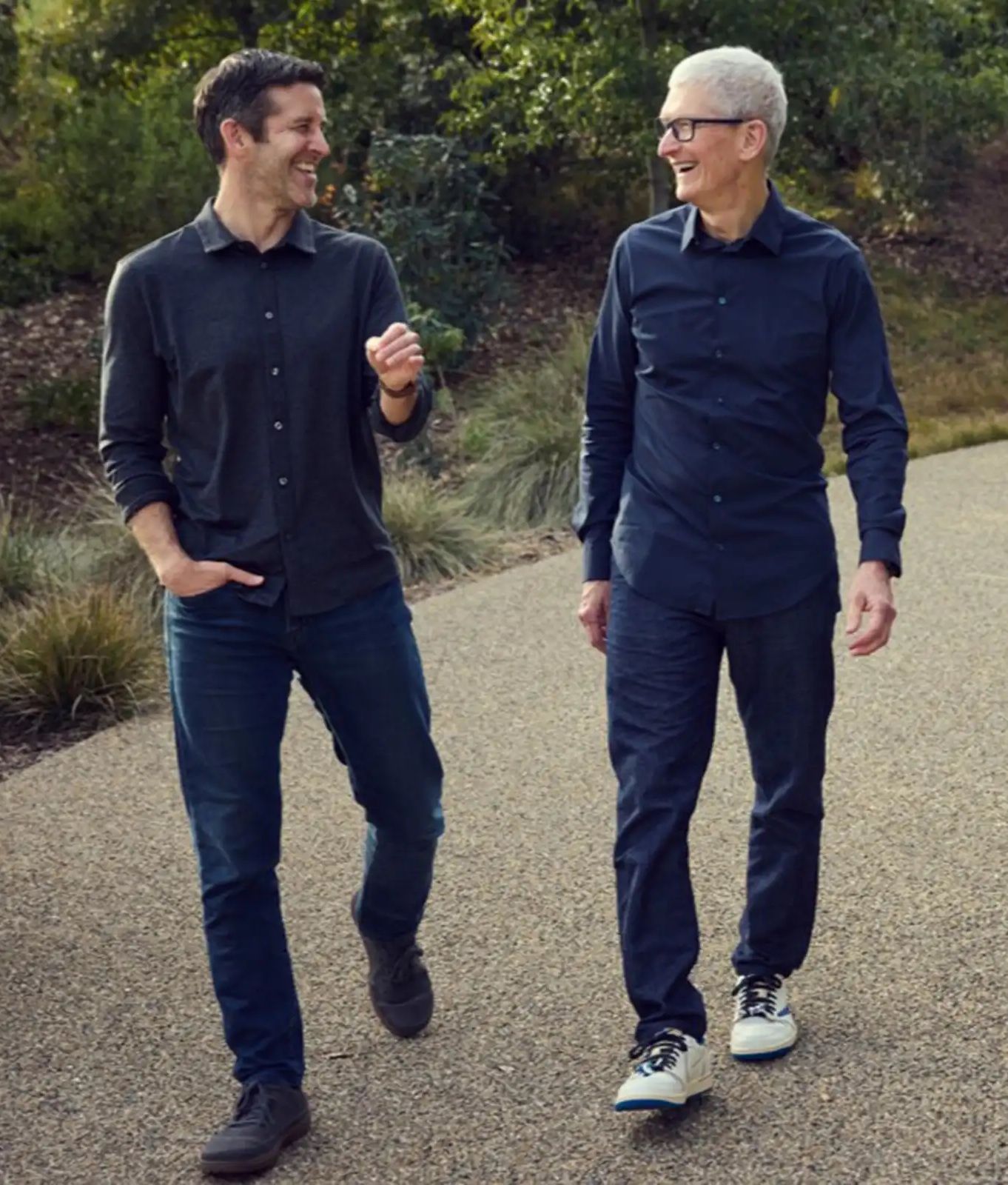 Apple: Στα χέρια του Τζον Τέρνους το στοίχημα της AI-1