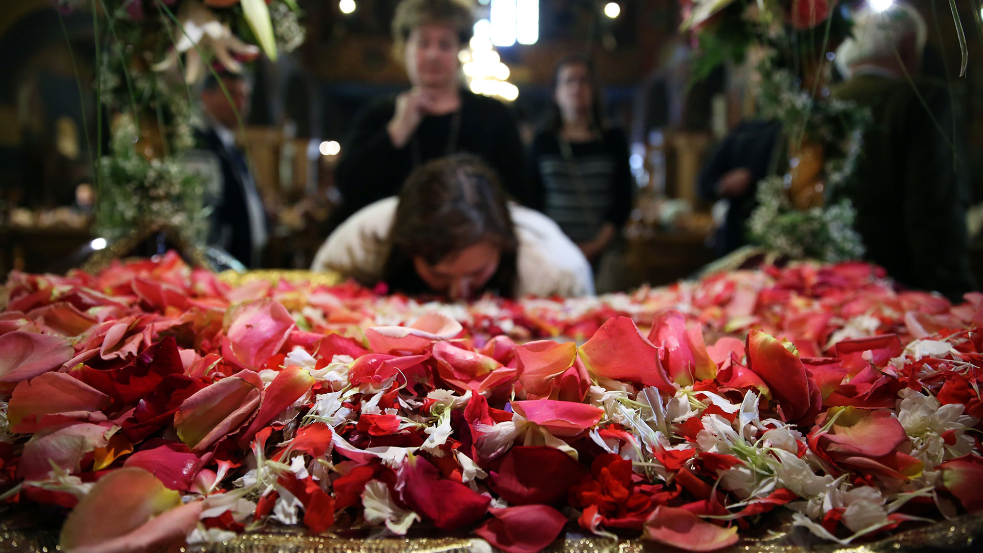 Η υψηλή ποίηση του Θείου Δράματος – Τα εγκώμια που κεντούν τις ψυχές-1