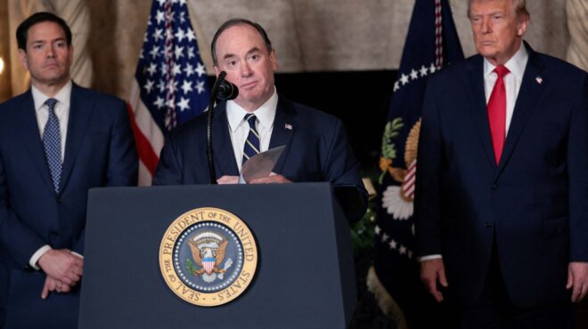 ηπα-αιφνιδιαστική-αποχώρηση-του-υπου-564189295