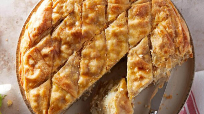 η-ζεματιστή-ζιματστή-τυρόπιτα-της-ί-564197887