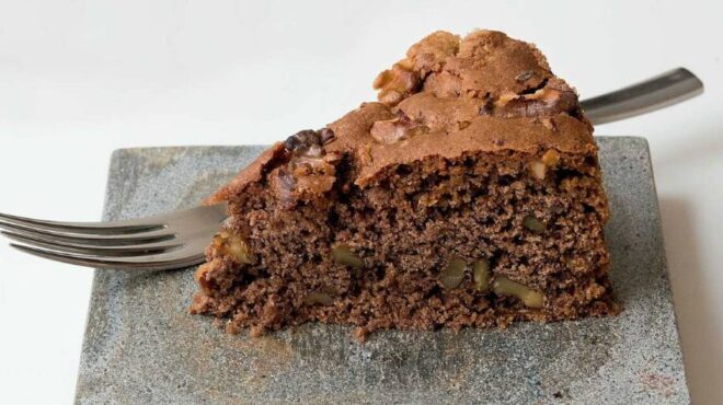 καρυδόπιτα-με-ταχίνι-νηστίσιμη-από-το-564153967