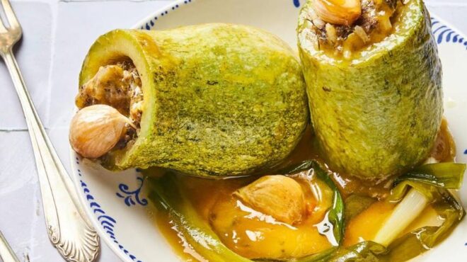 κολοκύθι-ντολμάς-γεμιστό-με-ρύζι-κα-564183610