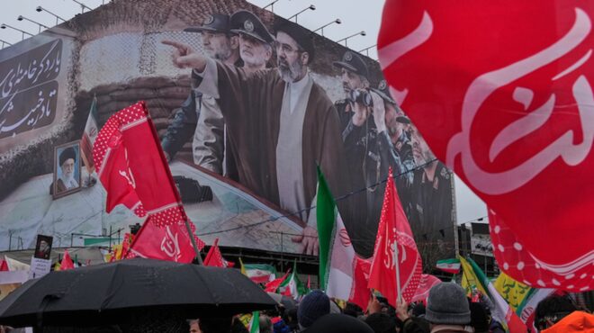 οι-στρατηγοί-που-κυβερνούν-το-ιράν-564190429