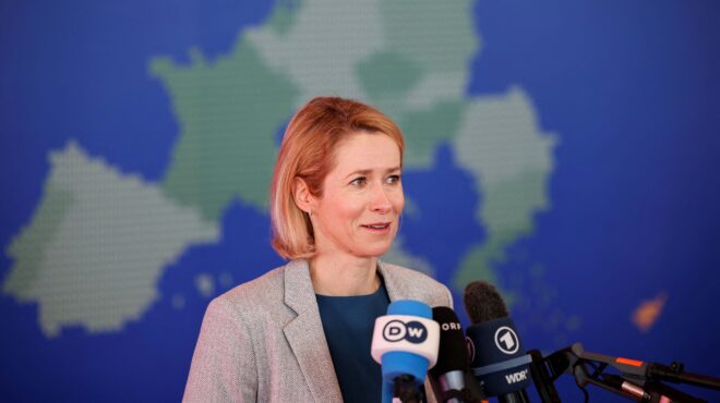 κάλας-η-ε-ε-πιέζει-για-το-21ο-πακέτο-κυρώσ-564191467