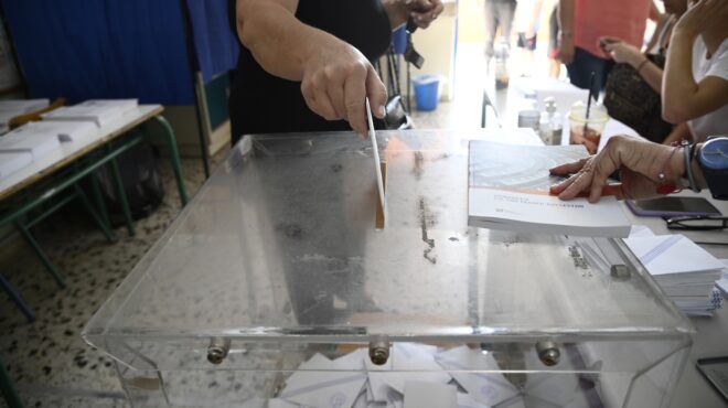 η-πρώτη-δημοσκόπηση-μετά-τον-οπεκεπε-2-564163282