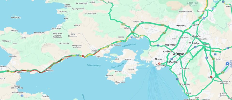 Συνεχίζεται η επιστροφή των εκδρομέων: Ουρές στα διόδια του Ισθμού, κίνηση στην Αθηνών- Λαμίας-1