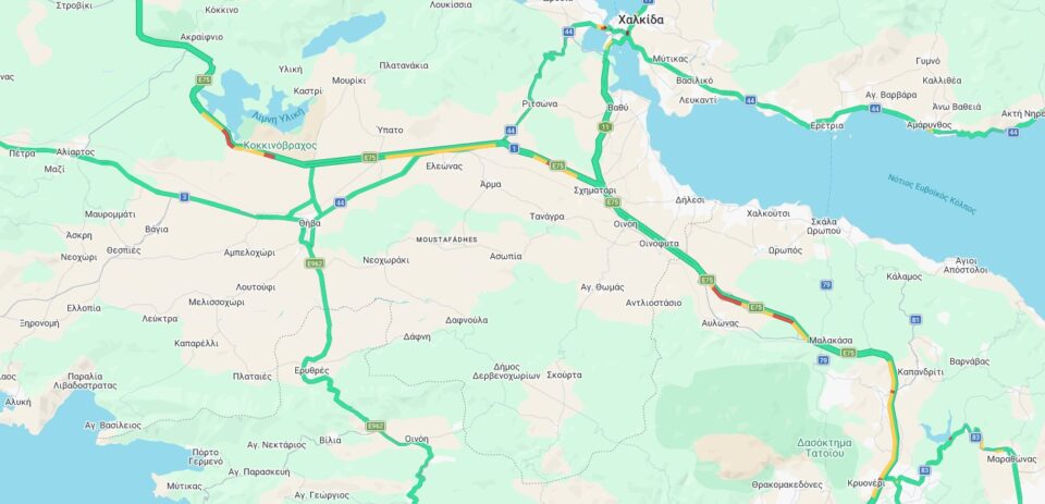 Συνεχίζεται η επιστροφή των εκδρομέων: Ουρές στα διόδια του Ισθμού, κίνηση στην Αθηνών- Λαμίας-2