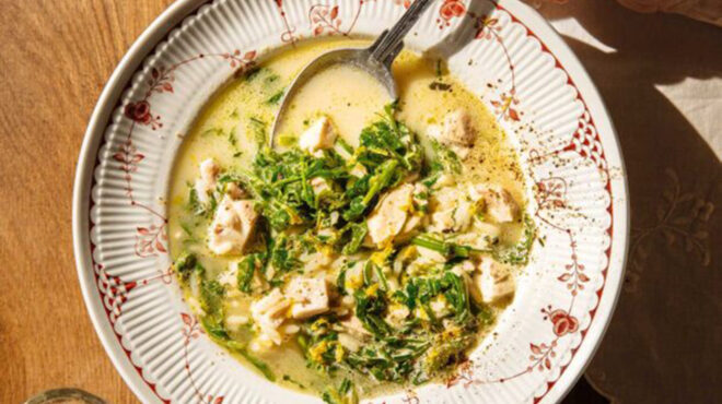 μαγειρίτσα-με-κοτόπουλο-564164209