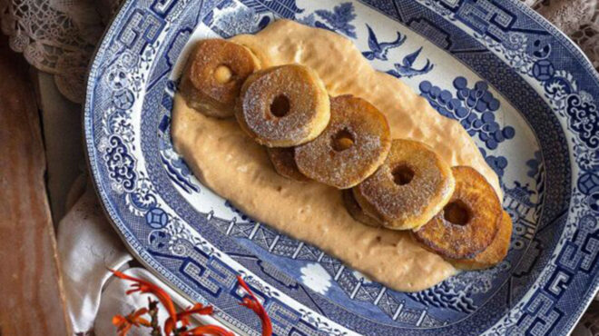 τα-τηγανητά-μήλα-από-τον-καιρό-των-χρυσ-564177286