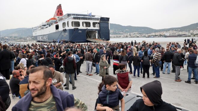 μυτιλήνη-μπλόκο-για-4η-μέρα-στο-λιμάνι-564180193