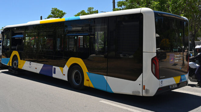 βούλα-12χρονη-εντοπίστηκε-μόνη-σε-λεωφο-564168628