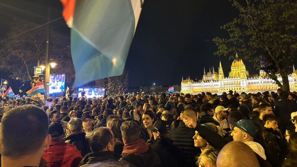 «Περιμέναμε αυτή τη στιγμή 16 χρόνια» – Κάτοικοι της Βουδαπέστης στην «Κ»-1