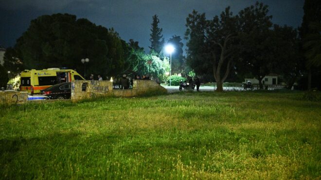 πάρκο-ασυρμάτου-στα-χέρια-της-ελ-ασ-ο-φ-564190447