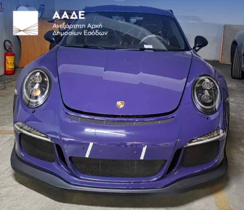 Επιχείρηση «Supercars»: Σαφάρι της ΑΑΔΕ σε πάρκινγκ, αντιπροσωπείες και μάντρες – Δεσμεύτηκαν 229 οχήματα-4